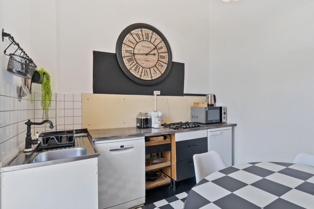 Baroque Style Townhome Pvt Garden Patio&pking Сasa de vacaciones Luxemburgo